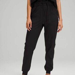 Lululemon Black Stretch High-Rise Jogger, Size 6